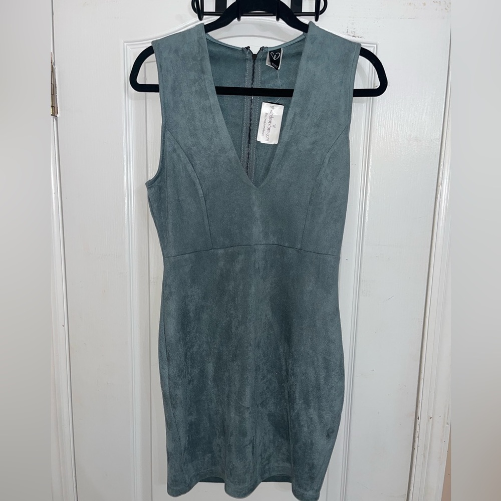 Windsor Tight V-Neck Suede Dress in Teal Blue NWT — L